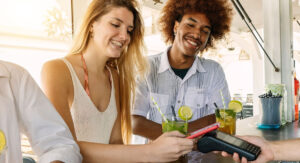 cheapest-ways-to-spend-money-abroad